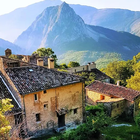 Between And Gorges Du Verdon * Castellane